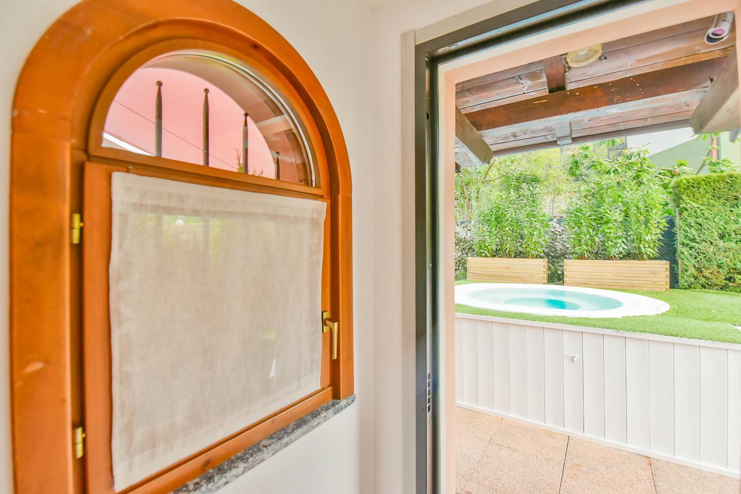 Jane E Jolie Holiday Home Private Swimming Pool Valbrona المظهر الخارجي الصورة